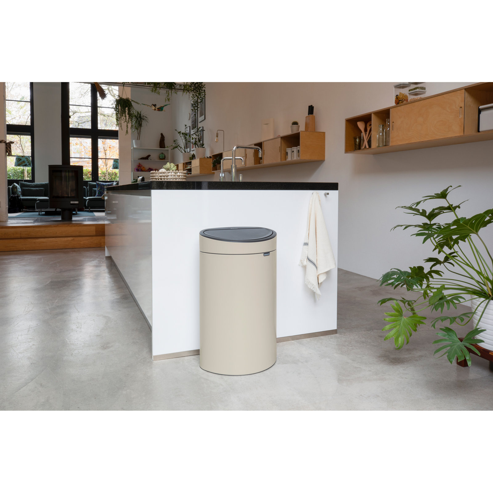 Brabantia 10.6gal Touch Top Trash Can, Soft Beige