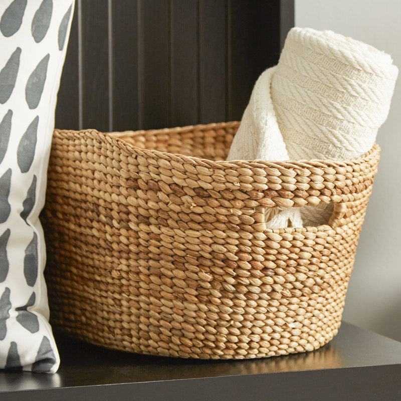 Wicker Basket With Handles - Set of 4