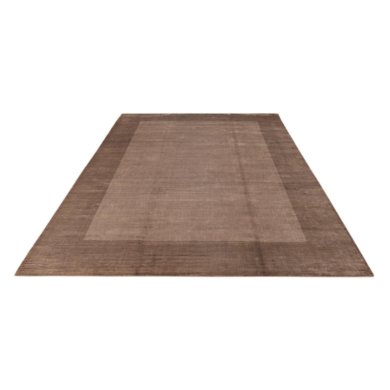 Tapis brun clair 7 x 10 Pham