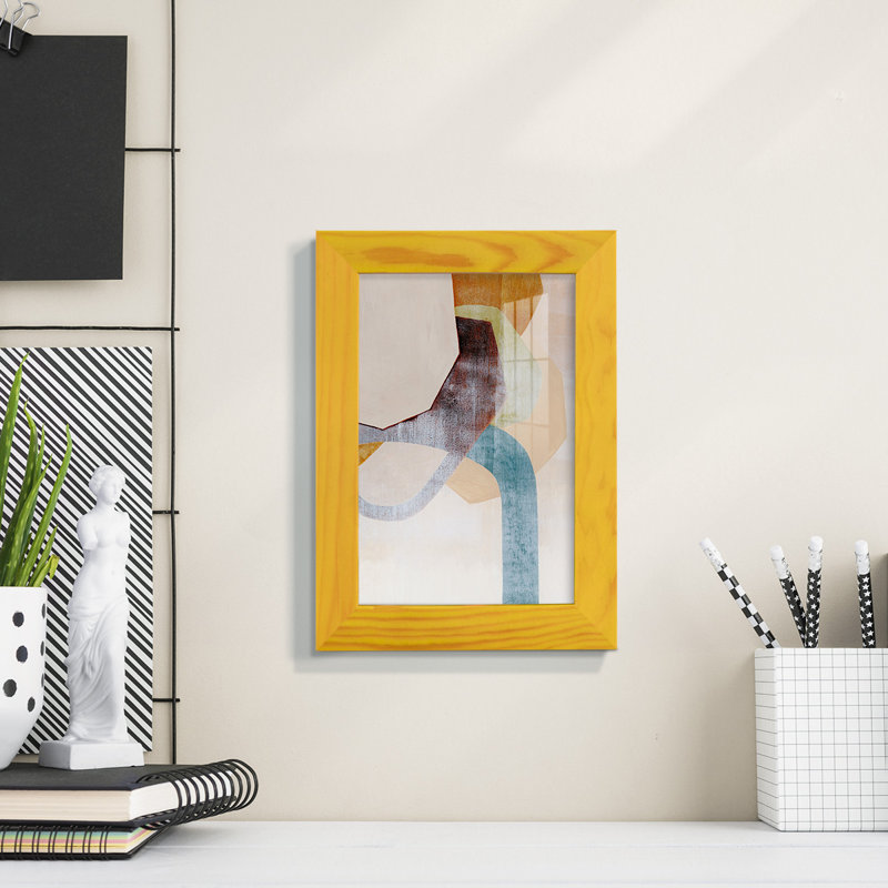 «Garak Desert Rockfall I», impression encadrée sur papier, H 6 po x l 4 po x P 1 po, Jaune