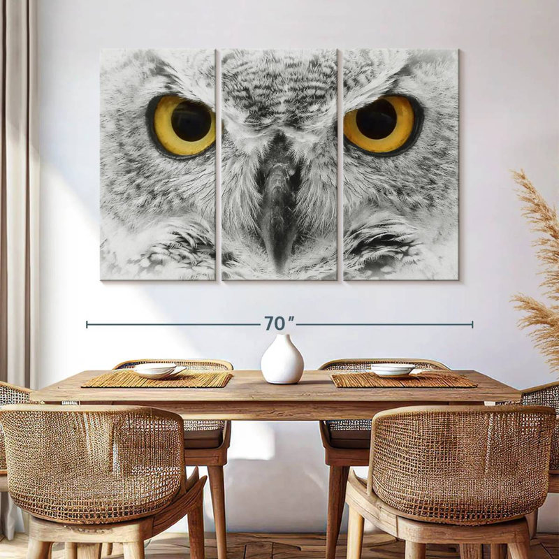 Hibou Brampt regardant fixement, H 42 po x l 65 po