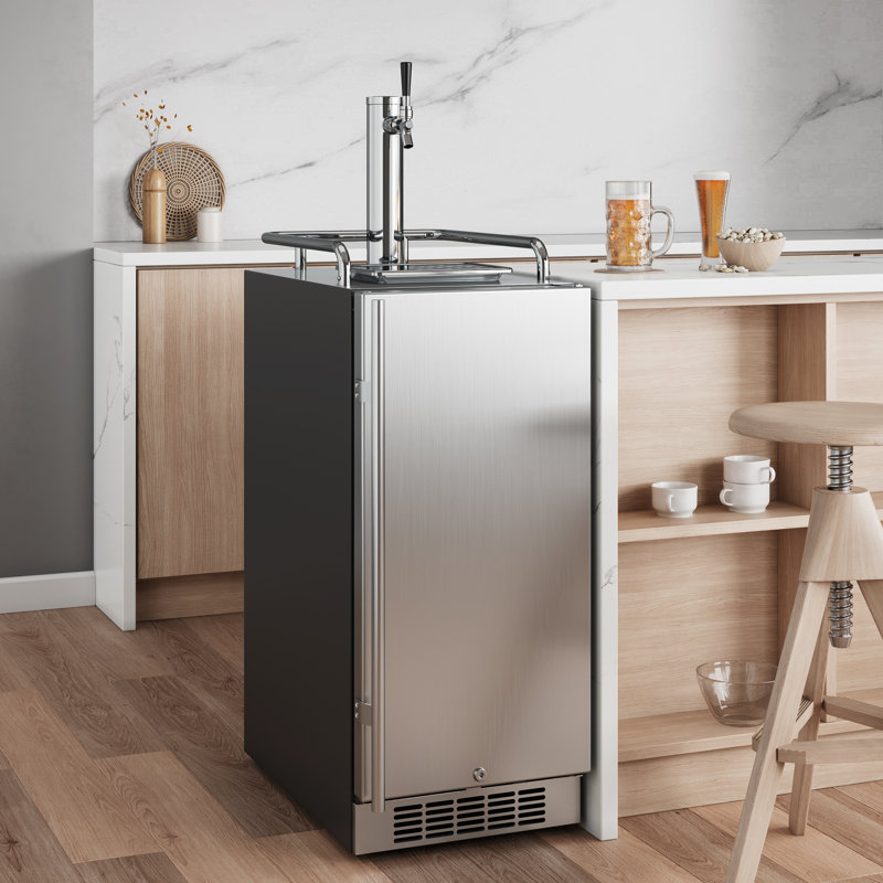 3.35 cu. Réfrigérateur à robinet simple, Acier inoxydable