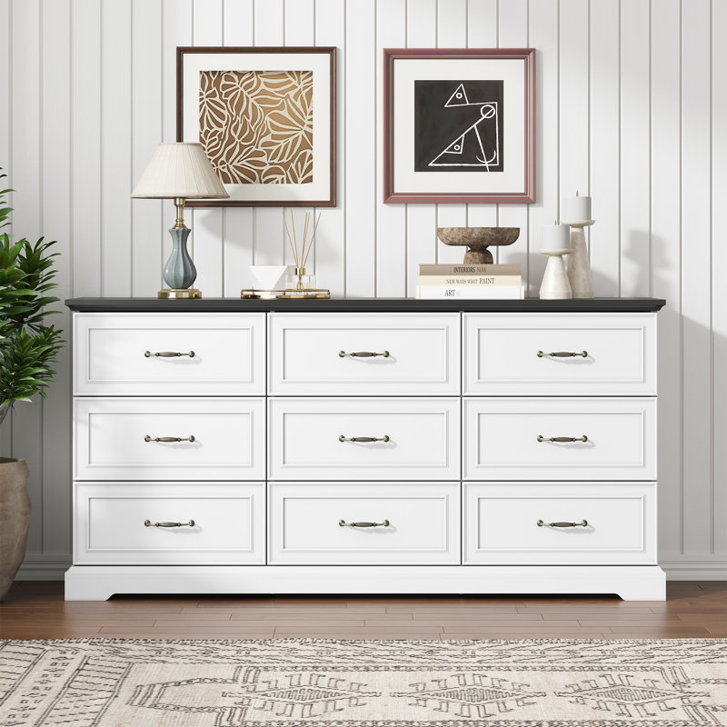 Commode à 9 tiroirs de 62,99 po, commode de chambre moderne avec poignées en métal et base renforcée, Blanc