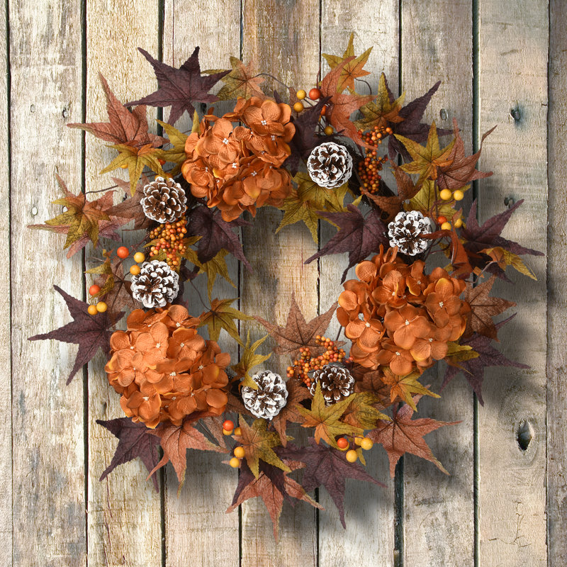 Couronne en polyester 24 po Harvest Hydrangea and Leaves
