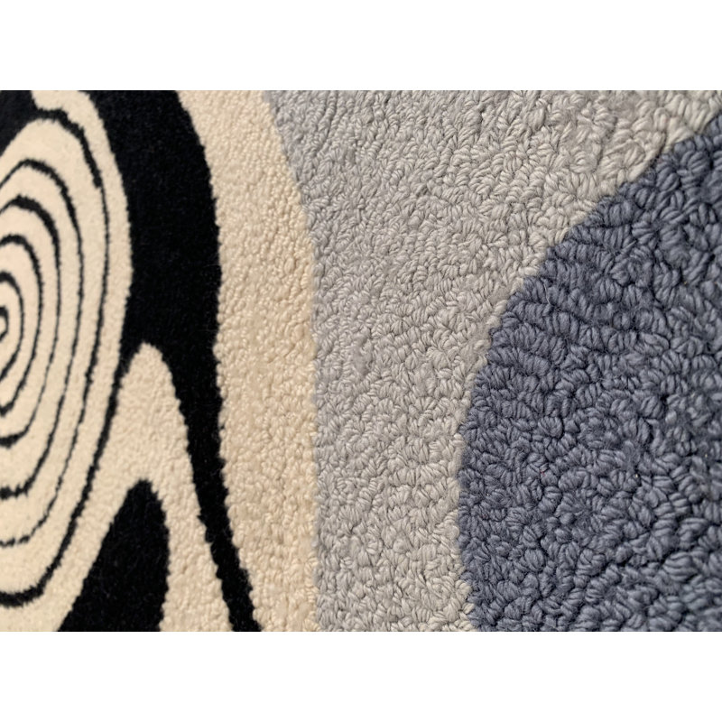 One-of-a-Kind 4'11" X 5'6" Area Rug