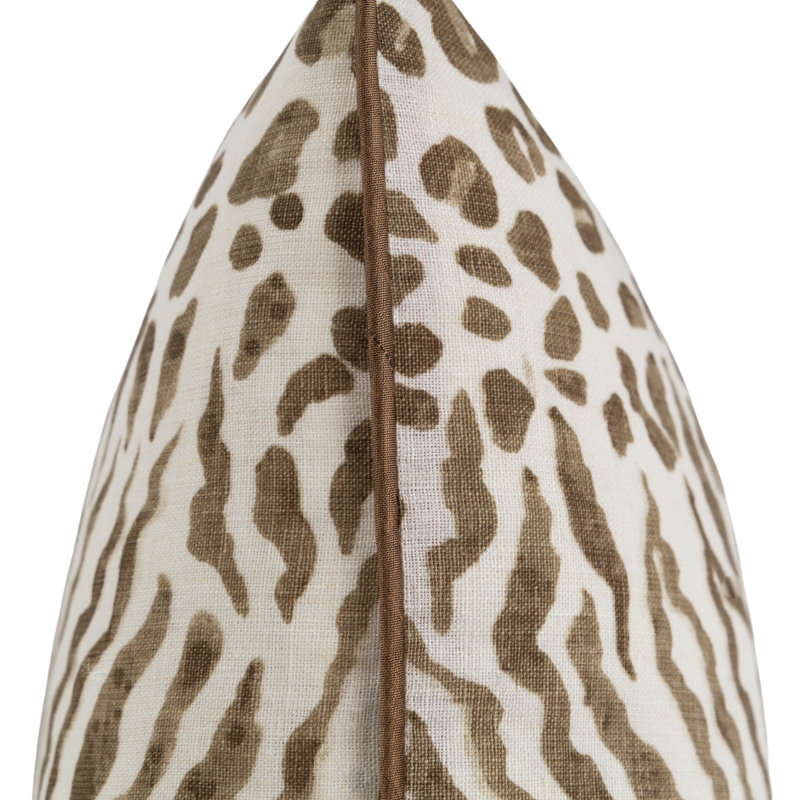 Chatto with Silk Welt Accent Pillow, Square 18"