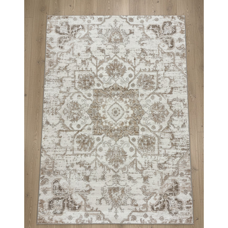 Tapis médaillon crème et brun clair 4 pi x 6 pi
