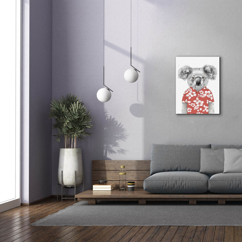«Epic Graffiti» Summer Koala, Red »par Balazs Solti, art mural sur toile, H 34 po x l 26 po