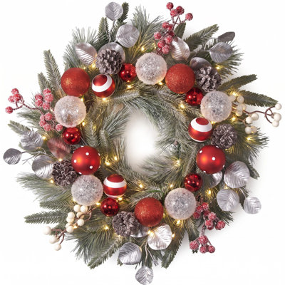 Couronne de Noël pré-éclairée de 20 po pour porte d'entrée avec guirlande de Noël lumineuse et lumineuse avec boule de Noël rouge et blanc, branches de pin Norfolk