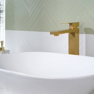 High Arc Single Handle Single Hole Bathroom Faucet With Drain Kit