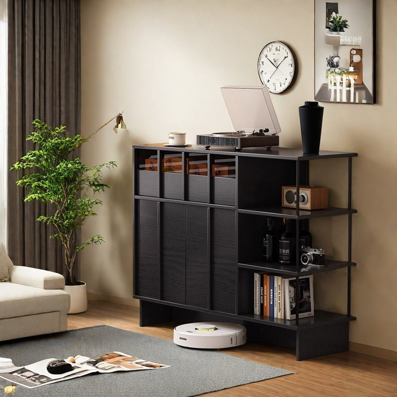 Armoire d'appoint raffinée de style médiéval