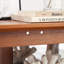 Vitrine lumineuse en chêne à deux portes en MDF et verre