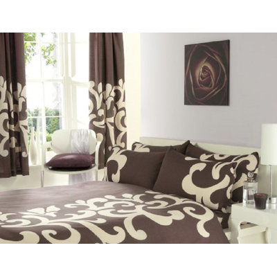 ClassicLiving Toney Floral Duvet Cover Set with Pillowcases