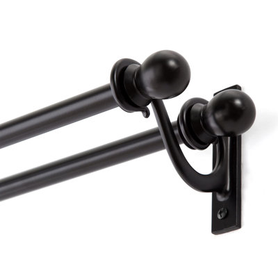 Demontreal Adjustable Double Pole