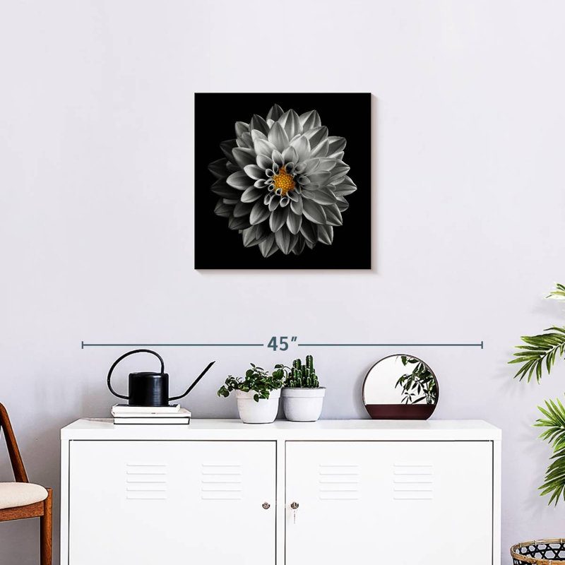 Harnek Grey Flower, 33" H x 33" W