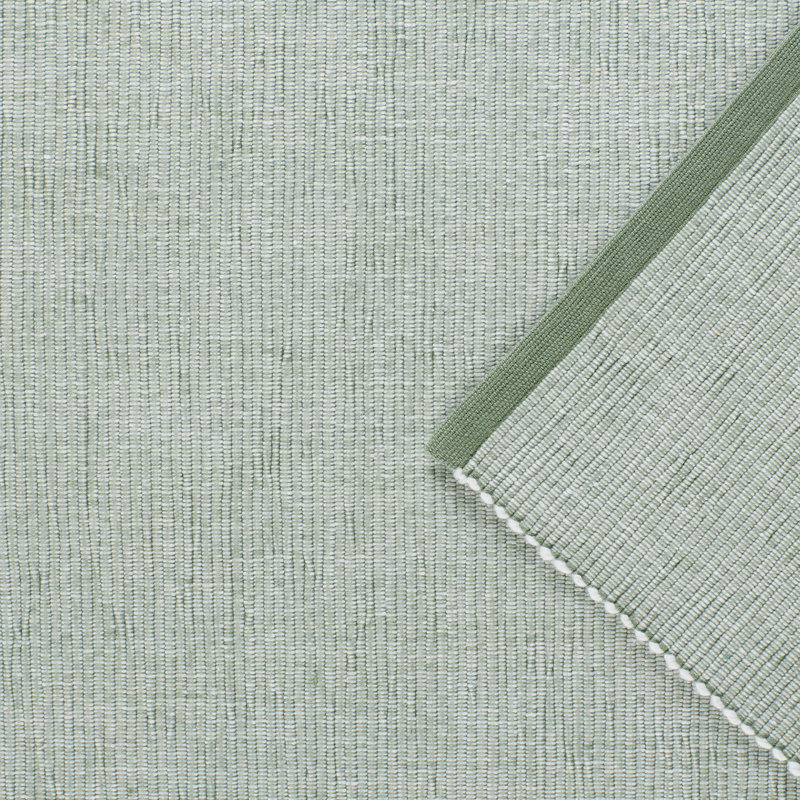 Akinlolu Solid Color 100% Cotton Table Runner, Green