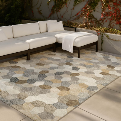 Tapis géométrique intérieur / extérieur lavable à la machine Chantille ACN2573