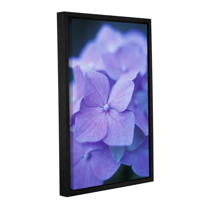 « blue hortensias » par kathy yates, reproduction de photo encadrée, H 24 po x l 16 po