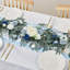 Guirlande d'eucalyptus artificiel avec rose-112899592