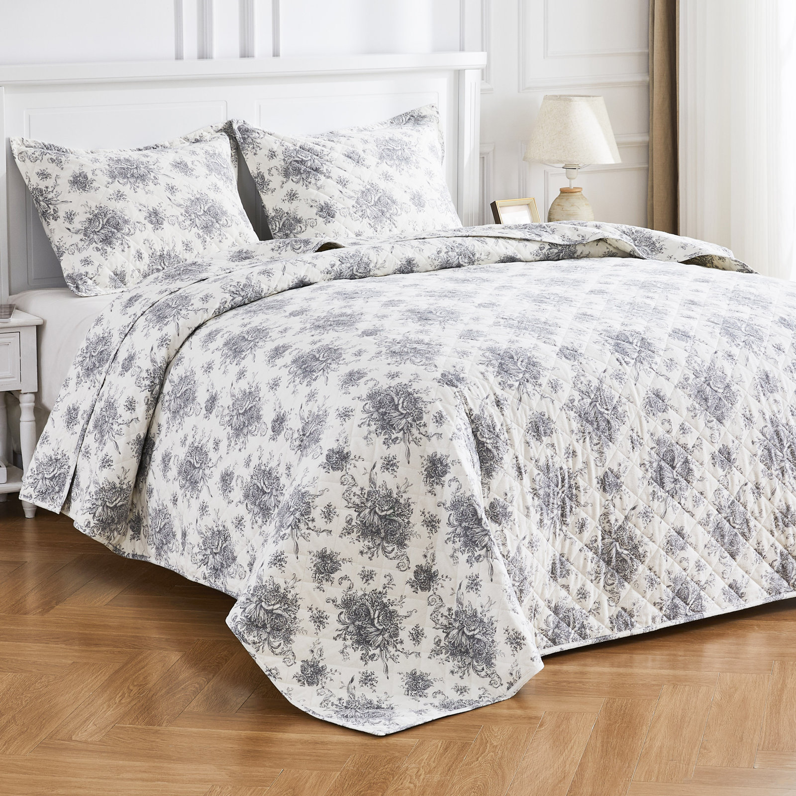 PETIT TOILE FLANNEL COTTON QUILT SET, King Quilt + 2 King Shams, Gray