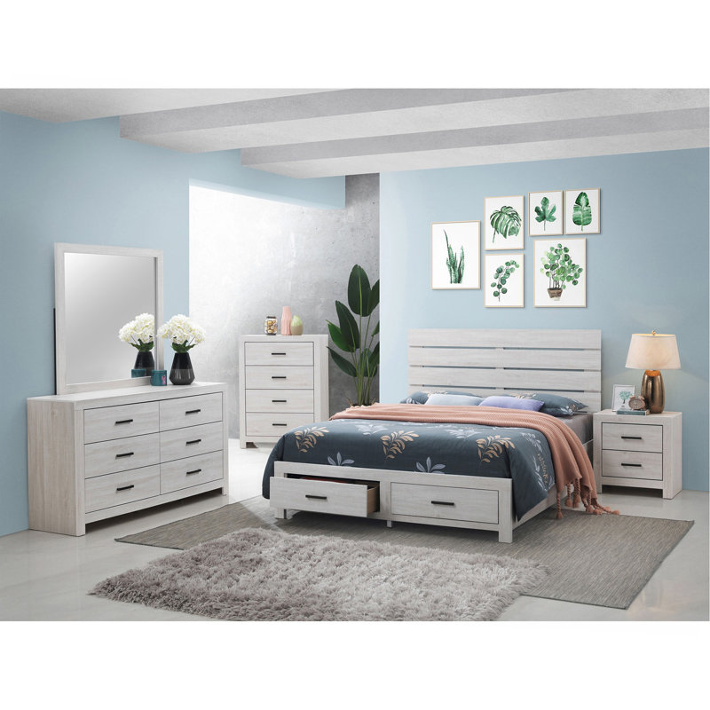 Coastal White Rectangular 4-Drawer Chest