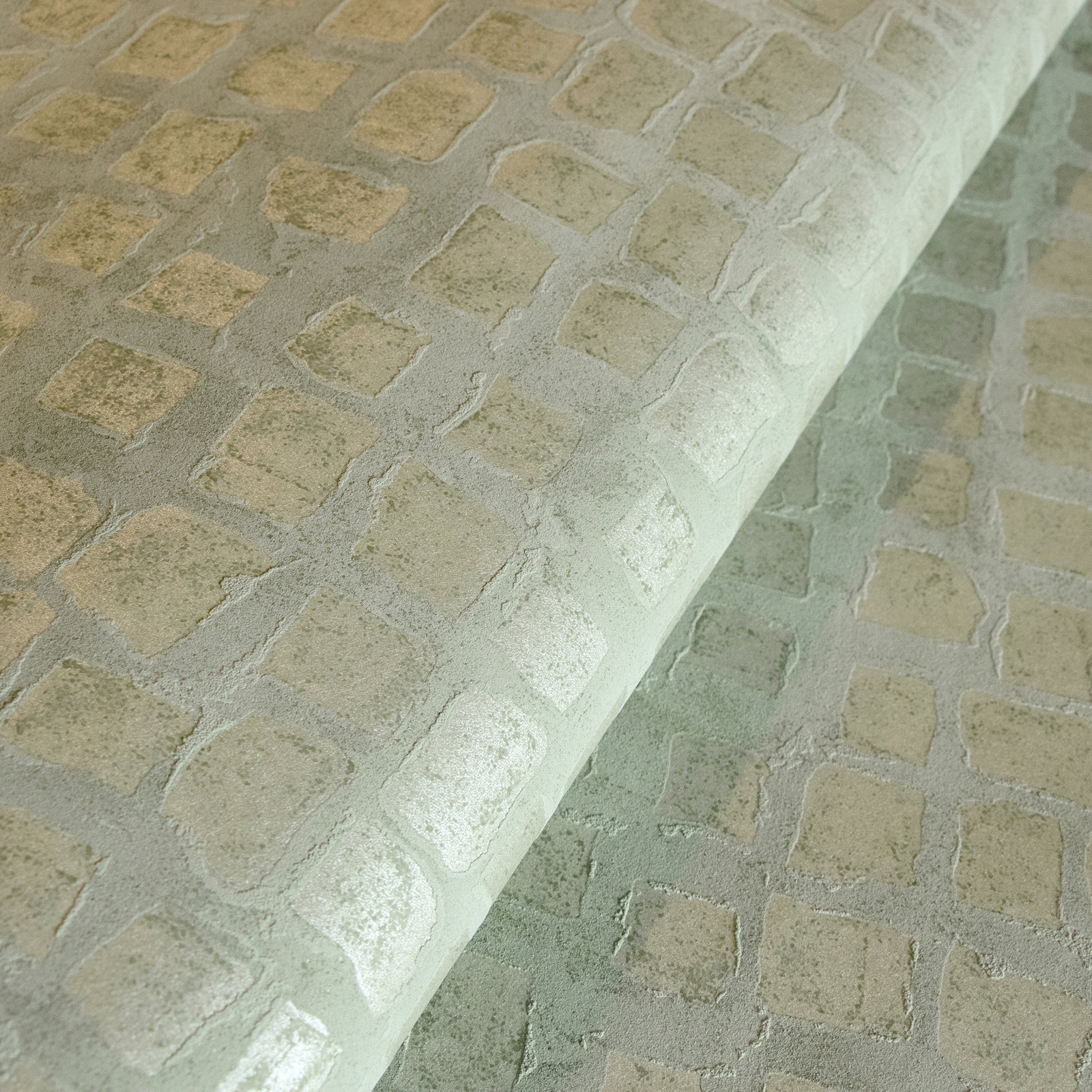 Urban Classics Wallpaper Roll, Green