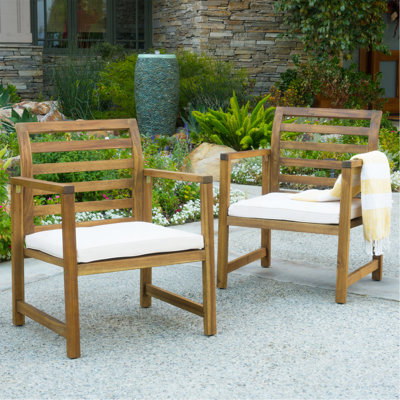 Ensemble de 2 fauteuils d'extérieur en bois d'acacia, teint naturel / blanc, P 25,5 po x l 24,5 po x H 33,0 po