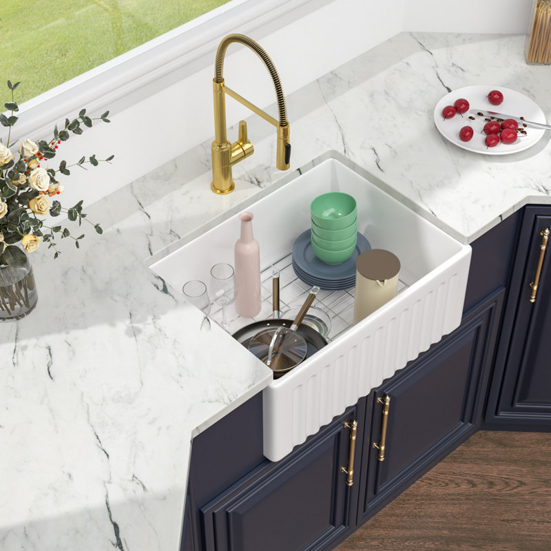 24'' L x 18'' W Ceramic Farmhouse Kitchen Sink with Sink Grid and Strainer,  Easy Clean