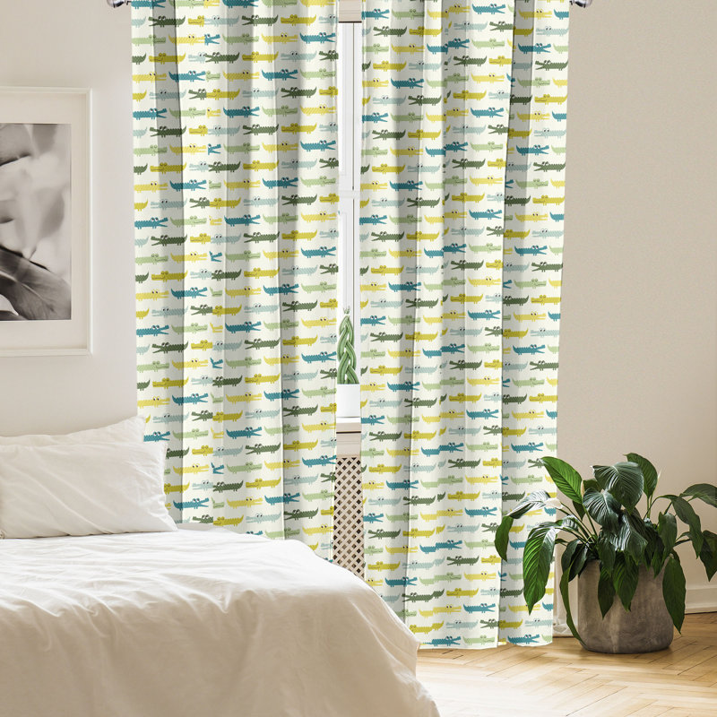 Rideaux 4 panneaux East Urban Home Animal, crocodile, jaune et vert sarcelle, L 56 po x L 84 po
