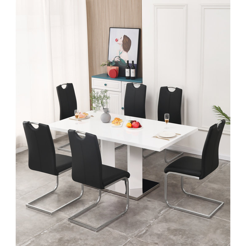 Ashaway 6 - Person Dining Set, Black