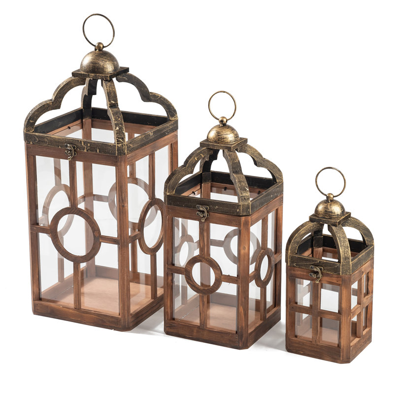 Outdoor Wall Lantern