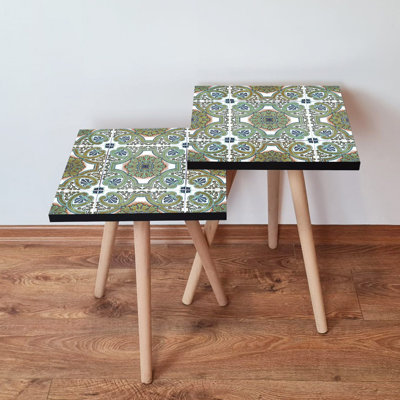 Élégantes tables gigognes (2 pièces) à motif géométrique de 13,8 po x 18,5 po x 13,8 po et de 13,8 po x 16,5 po x 13,8 po | 100% panneau de fibres à densité moyenne avec pieds en bois de hêtre | Parfait pour le salon et la décoration moderne, solution peu encombrante