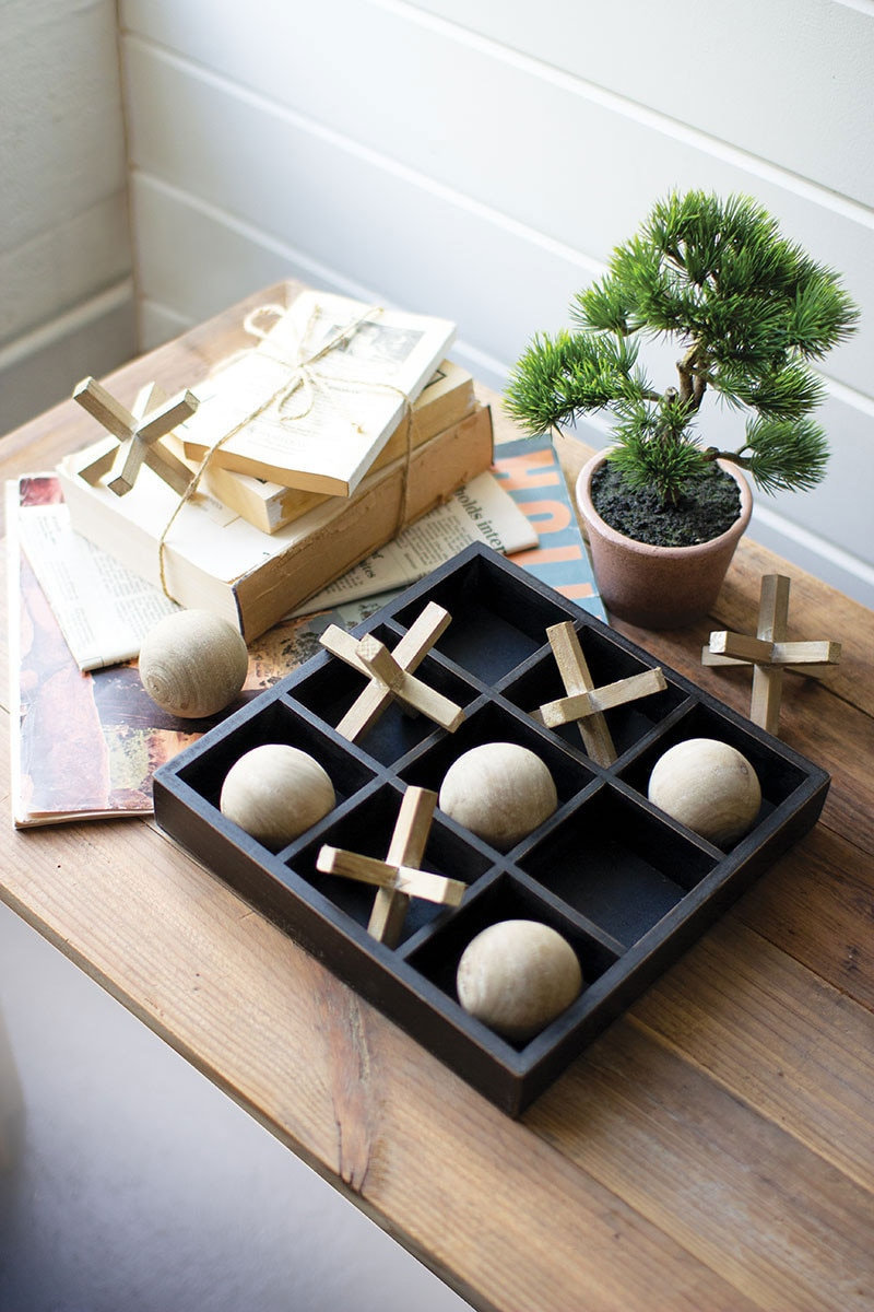 Hudson Wood Tic-Tac-Toe Set Sculpture