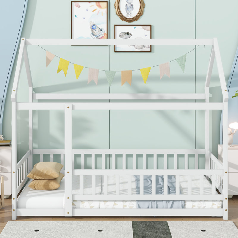 Lit simple en forme de maison avec structure de toit et garde-corps de sécurité, lit pour enfant en bois, blanc, Blanc