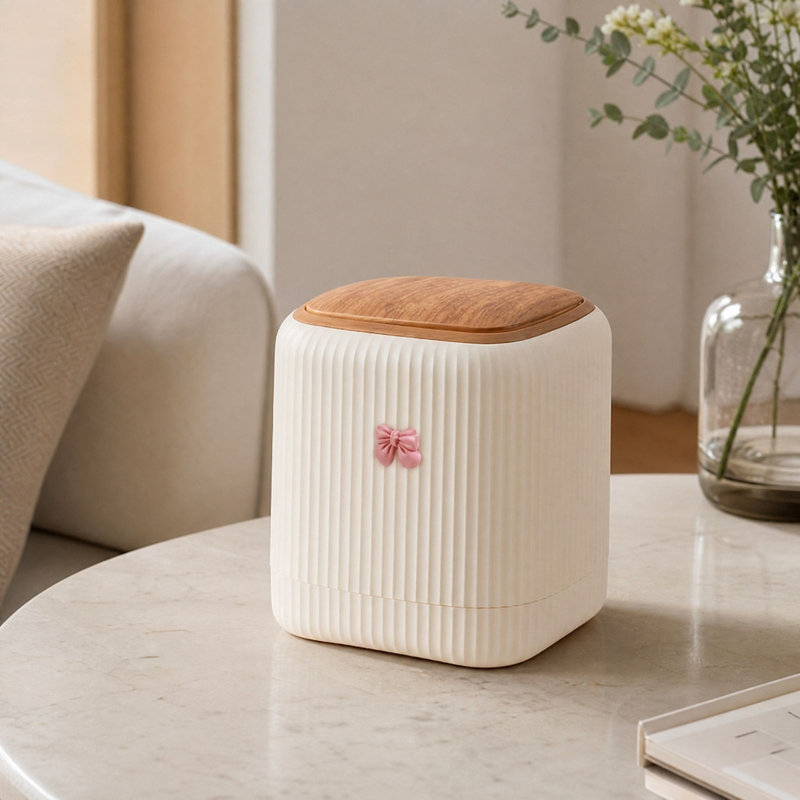 Poubelle de bureau à couvercle rabattable avec joli nœud décoratif, petite poubelle en plastique avec couvercle pour chambre, salon ou coiffeuse.