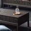 Table basse au design simple et unique