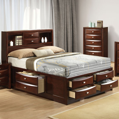 Urbanek Bed