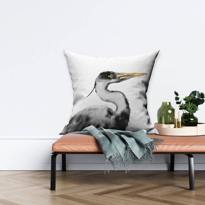 Great heron - 26"x26" Throw pillow - Poly twill - Print on demand