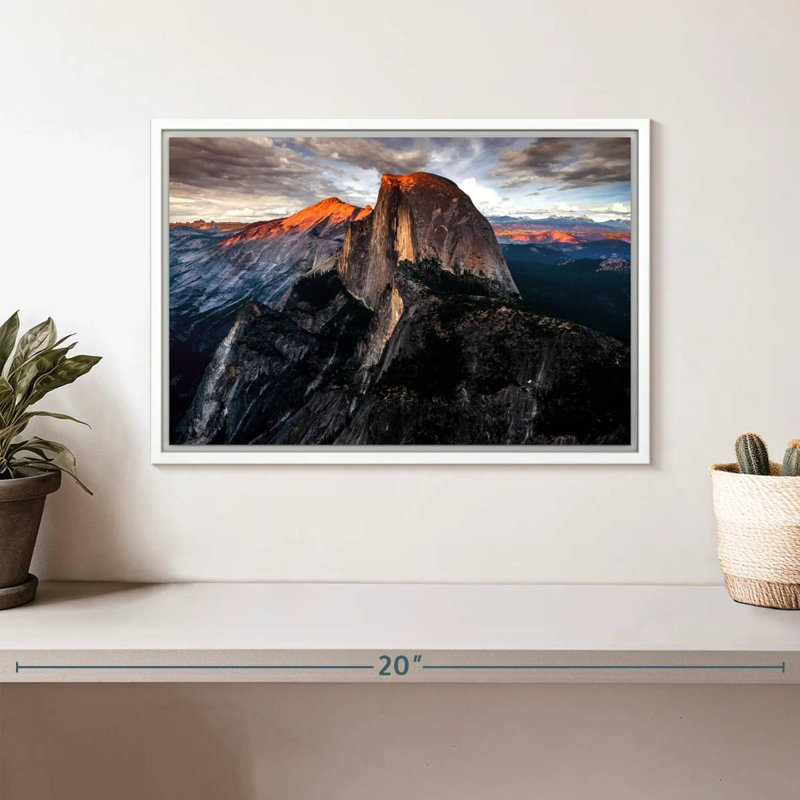 Demi-dôme de Yosemite, Cadre flottant blanc, 13 po x 9 po