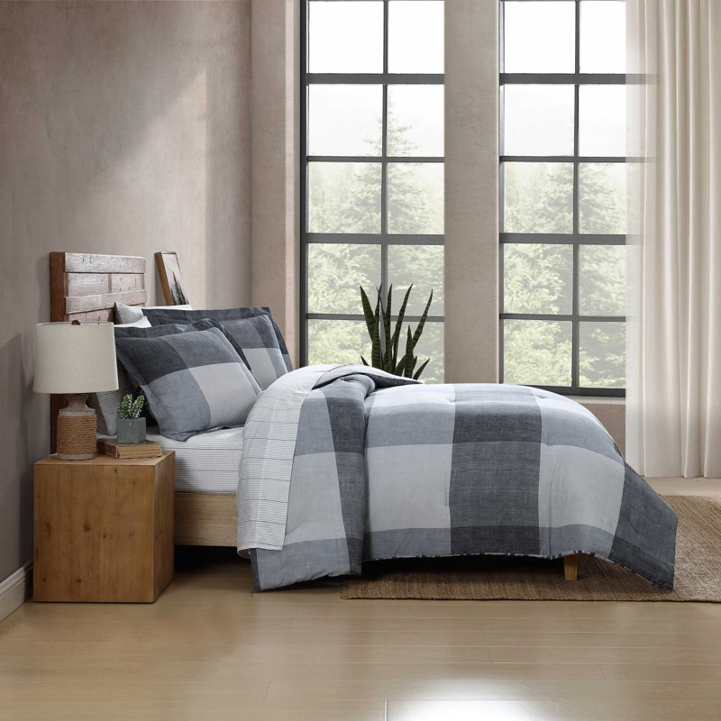Ensemble de lit réversible Eddie Bauer, Édredon très grand + 2 taies décoratives très 