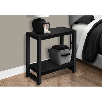 2 tables de bout de salon, pieds en stratifié noir et métal, chambre à coucher contemporaine de style moderne à 2 niveaux,