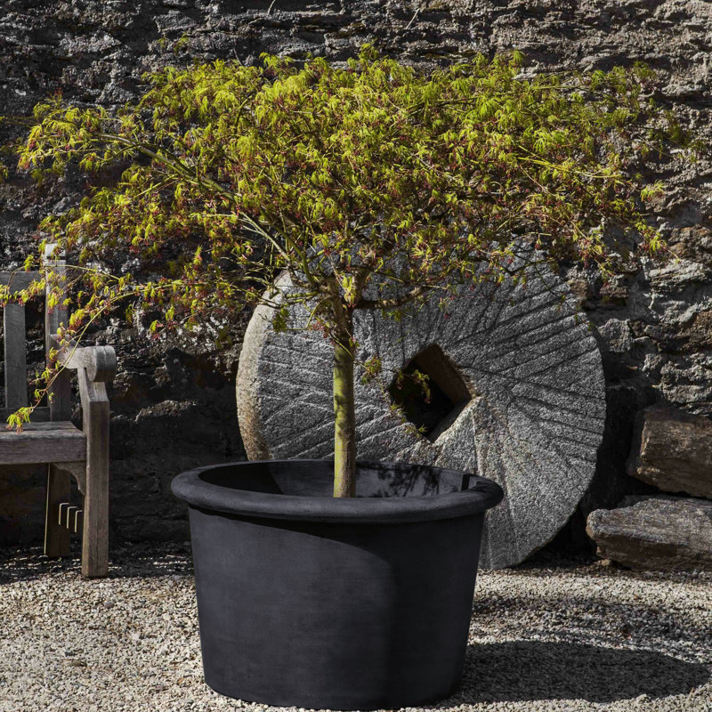 Palo Alto Handmade Planter, 20" H x 32" W x 32" D, Nero Nuovo
