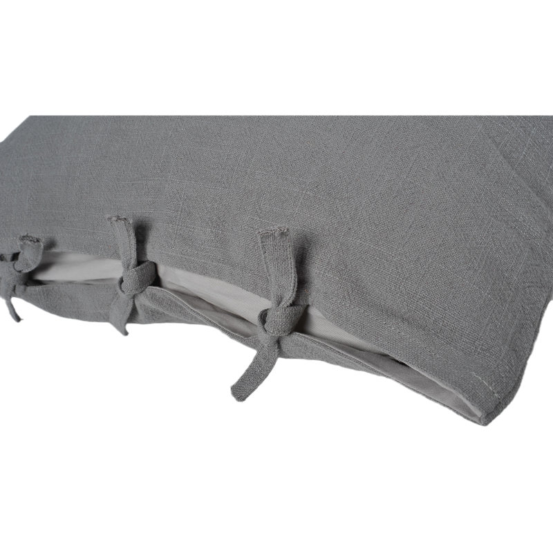Coussin décoratif à nœuds carrés avec insert en lin gris 20 po x 20 po Knots, Gris
