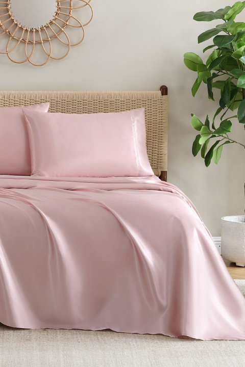 Blissful Dreams Silky Sheet Set