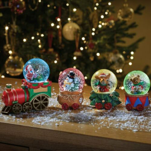 Christmas Snow Globe