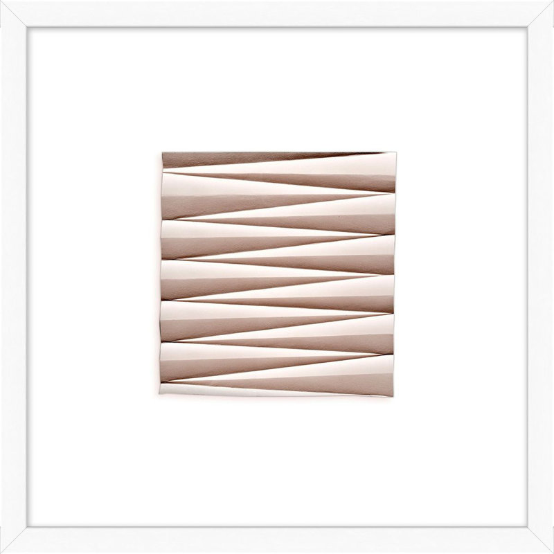 «Dimensional Folded Accordian 1» par Mat Sanders - Photographie de boîte-cadre