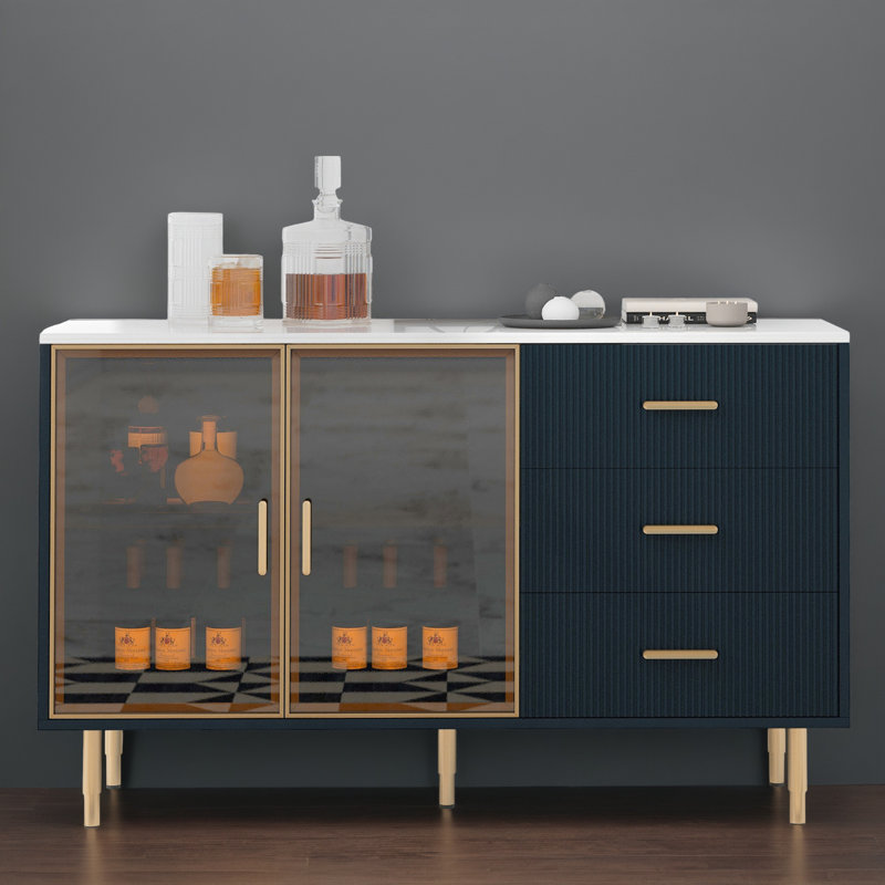 Buffet 60 po, Marine