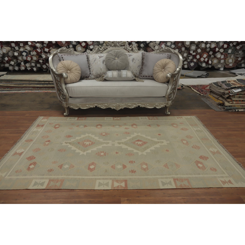 Elegant Soft Tones Handwoven Wool Rug 6x8