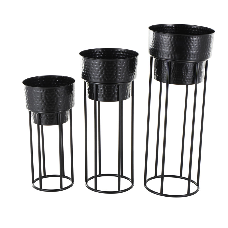 Ariagrace Metal Pot Planter, Black