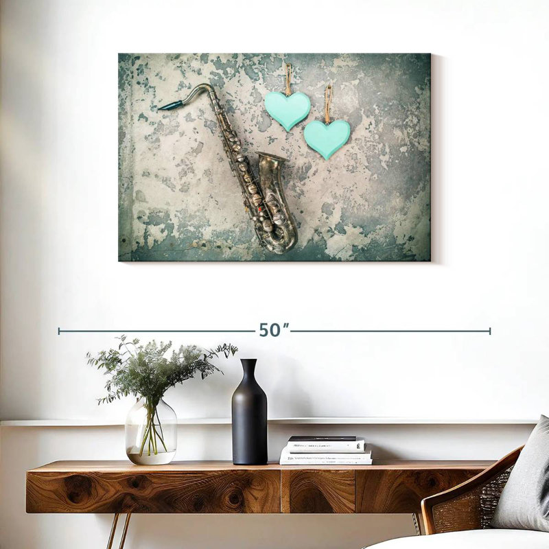 Abarca Valentine Saxophone, H 24 po x l 36 po